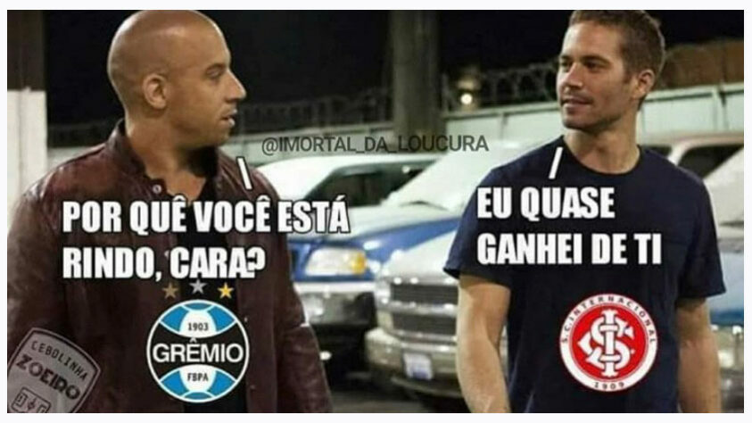 Com o empate em 1 a 1 no último sábado, o Internacional chega a 11 jogos consecutivos sem conseguir vencer o rival. Prato cheio para os torcedores do Grêmio, que foram às redes sociais tirar aquela onda com uma enxurrada de memes. Confira! (Por Humor Esportivo)