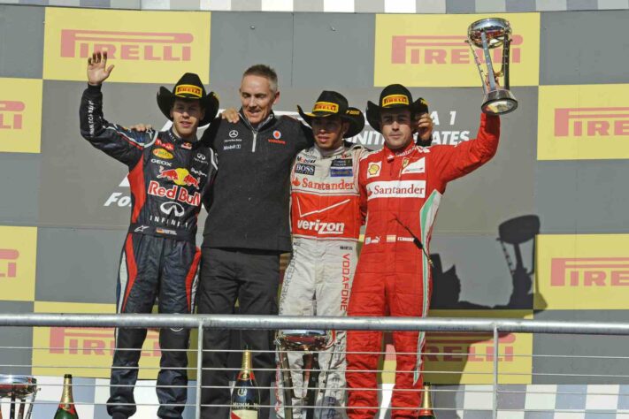 21 - Lewis Hamilton superou Sebastian Vettel para vencer a primeira corrida da Fórmula 1 em Austin, nos Estados Unidos, em 2012