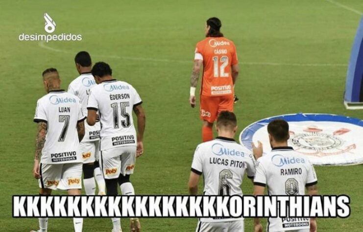 Memes: Corinthians termina rodada na zona de rebaixamento e vira piada na web