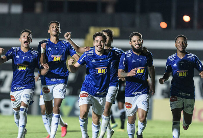 CRUZEIRO: Foi semifinalista do Campeonato Mineiro de 2021. Foi 11º colocado na Série B de 2020.