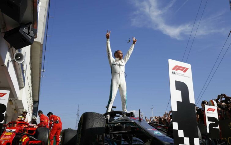 67 - No GP da Hungria de 2018, Lewis Hamilton venceu e seguiu firma na virada da briga pelo título