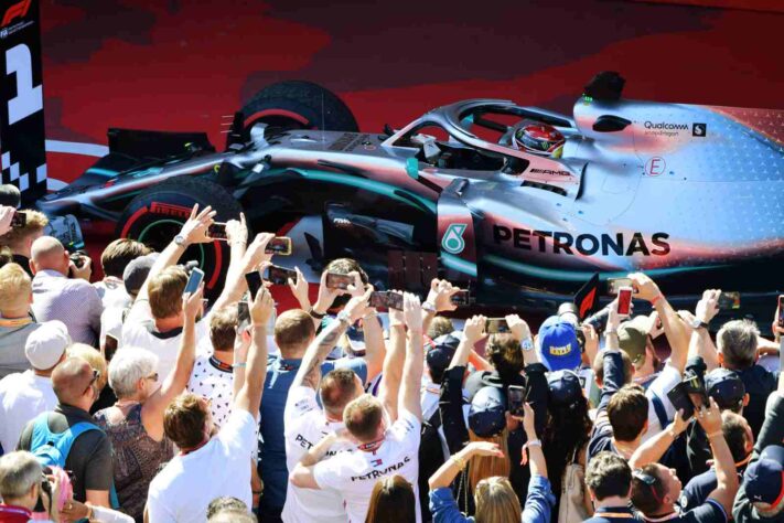 76 - Hamilton levou o GP da Espanha de 2019 e disparou na liderança do campeonato