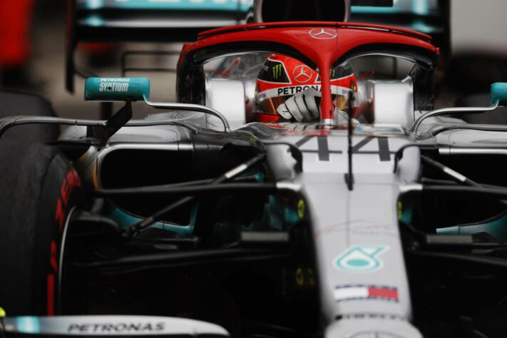 77 - Homenageando Niki Lauda e segurando Max Verstappen nas voltas finais, Lewis Hamilton venceu o GP de Mônaco de 2019
