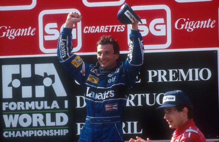 Em 1991, Nigel Mansell tinha tudo para vencer, mas foi desclassificado após um pit-stop desastroso. Vitória do companheiro Ricardo Patrese
