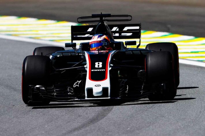 Com apenas 7 pontos na temporada, assinou com a Haas em 2017 para substituir Esteban Gutiérrez