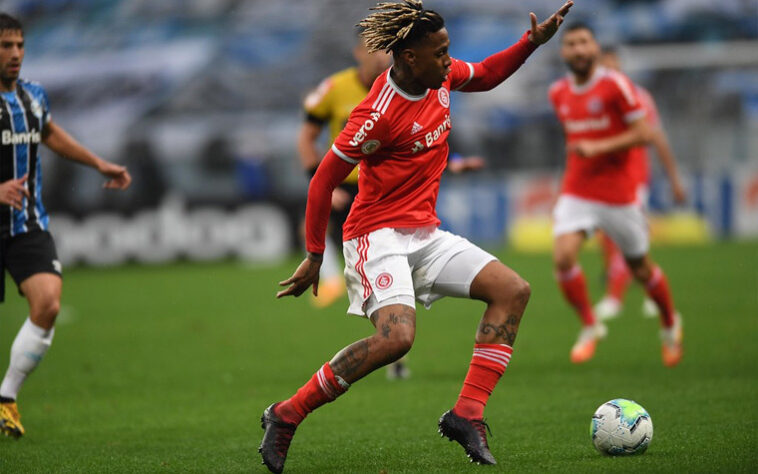 ABEL HERNÁNDEZ- Internacional (C$ 7,45) - Depois de marcar um gol contra o Athletico, o gringo tem boas chances de balançar as redes novamente contra o Vasco no Beira-Rio. O Cruz-Maltino sofreu nove gols nas últimas três partidas e contra um dos melhores ataques do campeonato, dificilmente ficará sem sofrer gol no domingo.