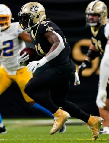 4º Alvin Kamara: Líder em jardas totais de scrimmage, com 676, e touchdowns, com sete. O RB tem carregado o ataque dos Saints.