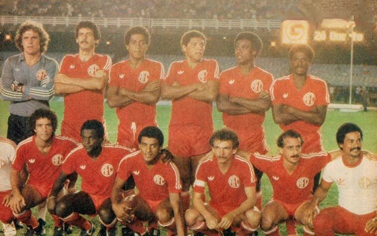 América-RJ - Considerado o quinto clube mais tradicional do Rio de Janeiro, o Mecão conquistou o Torneio dos Campeões, promovido pela CBF em 1982.