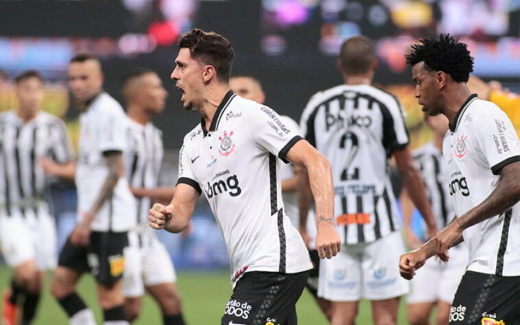 14ª rodada - Corinthians 1 x 1 Santos: Cássio; Fagner, Gil, Danilo Avelar e Lucas Piton; Gabriel e Roni; Léo Natel, Luan e Gustavo Mantuan; Jô.