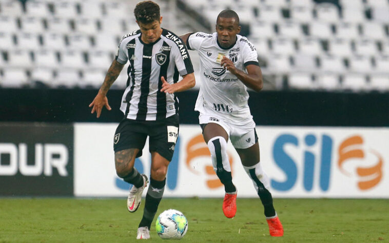 CEARÁ - Sobe: O centroavante Cléber fez um golaço no primeiro tempo. Além dele, o meia Vina e o atacante Leandro Carvalho se destacaram com uma linda tabela no lance do segundo gol. Desce: O lateral-esquerdo Bruno Pacheco fez um pênalti inexplicável, o que originou o primeiro gol do Botafogo. Já o zagueiro Luiz Otávio foi expulso de forma infantil nos momentos finais do jogo e poderia ter prejudicado o time.