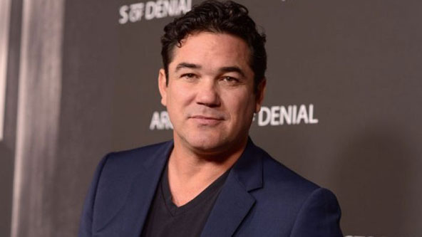 Super-Homem na série Lois & Clark e também com atuação por Supergirl, Dean Cain foi free safety titular em Princeton, sendo um destaque em conseguir interceptações, foram 22 em 30 partidas.