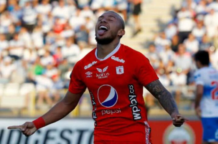 Especulado pelo Internacional no último ano, Vergara era o principal jogador do América de Cali antes de se transferir para o Monterrey, onde é uma das principais armas ofensivas da equipe com sua velocidade.