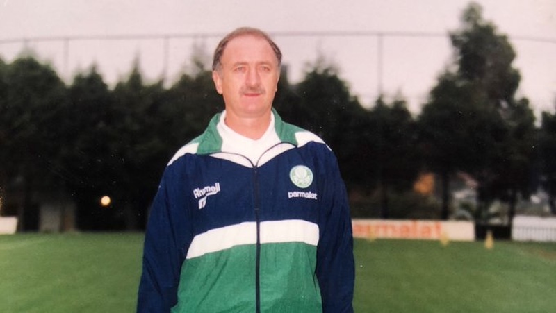 O atual treinador do Cruzeiro já foi carrasco no passado. Em 1998, Felipão conseguiu seus primeiros títulos no Palmeiras e fez a Raposa como sua vítima. O treinador foi campeão da Copa do Brasil e da Mercosul batendo os mineiros. 