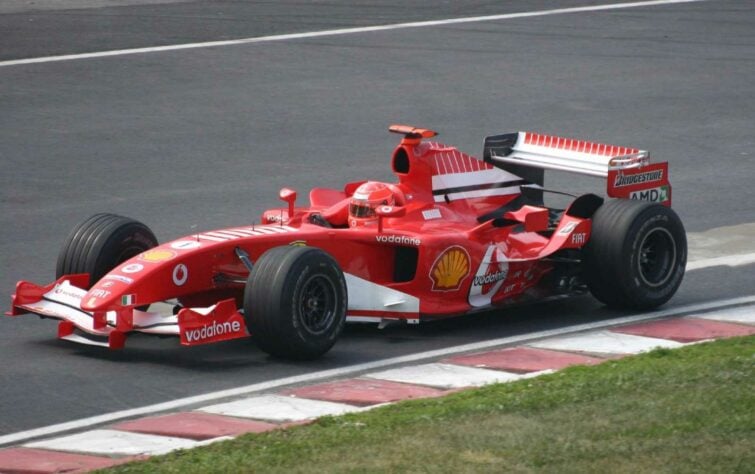 Logo depois, a Ferrari apresentou o F2005, mas os bons resultados não apareceram: apenas uma vitória, no GP dos EUA que teve apenas seis carros na pista 