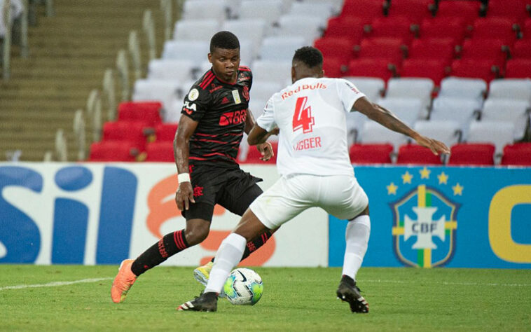 16ª rodada: Flamengo 1x1 Red Bull Bragantino, no Maracanã, em 15 de outubro de 2020