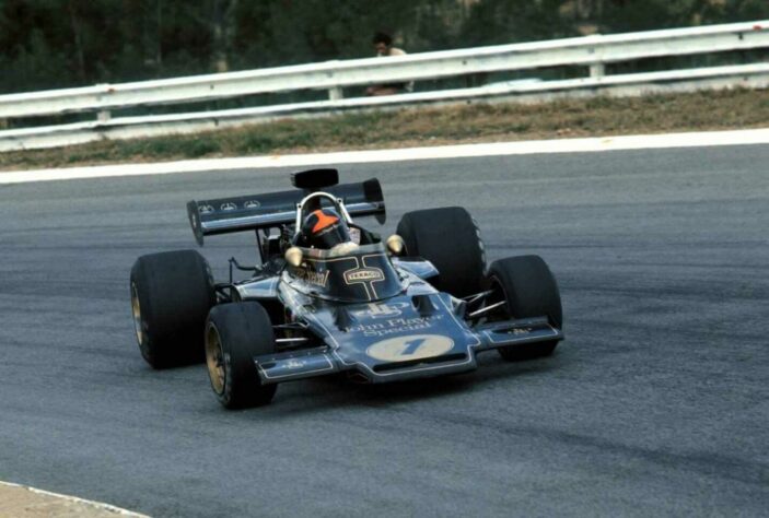 Após a morte de Julio Delamare, Giu Ferreira narrou o GP da Grã-Bretanha de 1973 pela Globo. Anos depois, em 1980, foi comentarista de F1 pela Bandeirantes