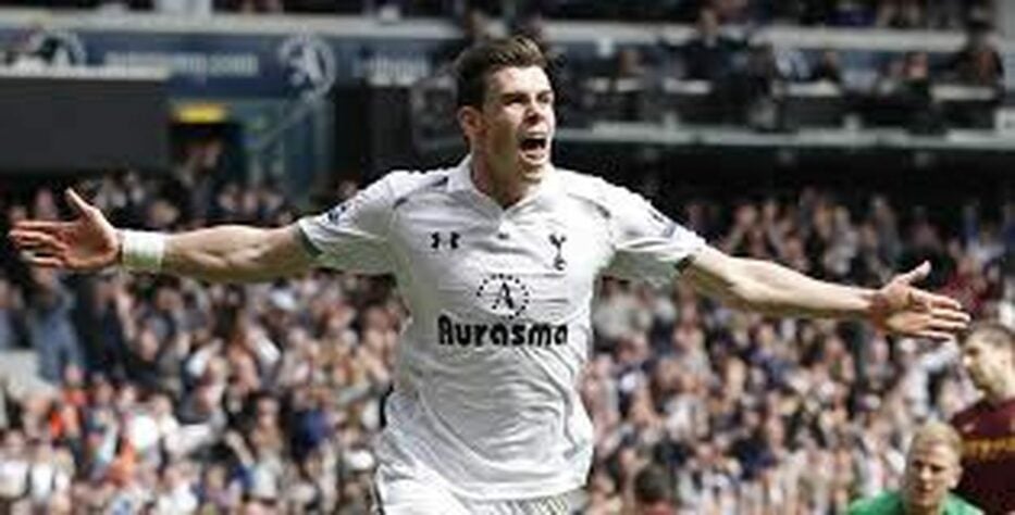 Bale: Conhecido pela sua velocidade e chute de muita potência, Bale logo passou da lateral-esquerda para a ponta, aproveitando melhor as suas características para marcar gols.