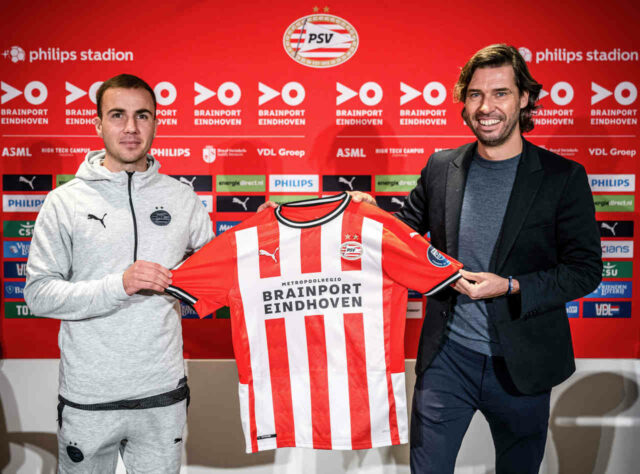 Heroí da Alemanha na Copa do Mundo de 2014, Mario Gotze foi apresentado no PSV, da Holanda. Ao ser apresentado, o meia disse- Quero retomar minha carreira, jogar futebol no mais alto nível e tenho a ambição de voltar à seleção.