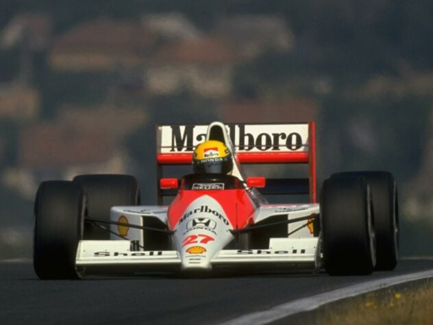 No ano seguinte, com modificações e sem Alain Prost, novo título para a McLaren. Ayrton Senna conquistou o bicampeonato em 1990, com o MP4/5B 