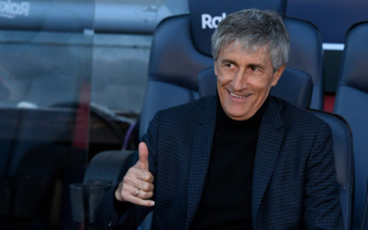 Quique Setién - Sem emprego desde a saída do Barça, o treinador espanhol de 62 anos também foi cogitado pelo Palmeiras em 2020. 