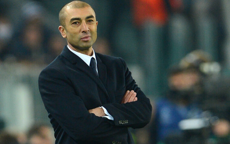 O técnico do Chelsea era Roberto di Matteo, que venceu o Bayern de Munique na final da Liga dos Campeões. 