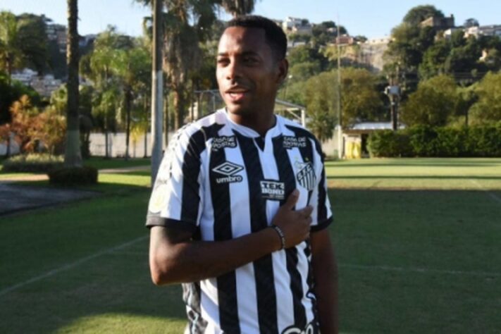 Por conta da contratação de Robinho, o Santos perdeu a Orthopride como patrocinadora. A franquia de serviços ortodônticos estampava a parte interna da numeração das camisas e rompeu o vínculo que iria até fevereiro de 2021. Essa não é a primeira vez que um atleta ou clube perde um vínculo por se envolver em alguma polêmica. O L! preparou uma galeria relembrando outros casos, confira! 