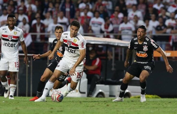 Hernanes - O experiente meia marcou quatro gols na temporada. Os tentos foram marcados diante de Ferroviária, Corinthians, Goiás e Botafogo.