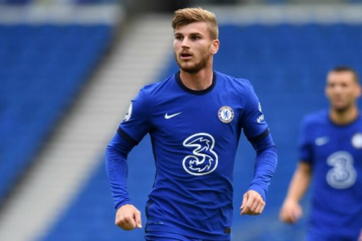 ESFRIOU - O Chelsea não tem interesse em vender Timo Werner, apesar da temporada decepcionante do alemão, segundo o “The Telegraph”. A saída de Werner para a chegada de Haaland está descartada nos bastidores dos Blues e a situação só poderia mudar em duas ocasiões: caso o próprio atacante peça para sair ou caso o Dortmund expresse o desejo em contar com o atleta e aceite negociá-lo pelo jovem norueguês.