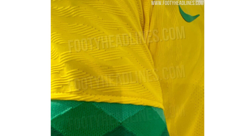 Detalhe em formato de diamante na borda da manga da camisa. O uniforme é produzido pela Nike, que assina as camisas da Seleção Brasileira desde 1997.
