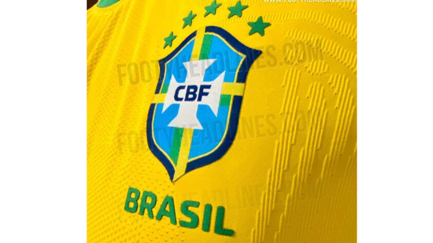 A principal mudança na camisa é justamente o escudo da CBF, que passou por uma remodelação. Vale destacar que a camisa ainda não foi lançada oficialmente, mas diversas fotos da peça já vazaram na internet.