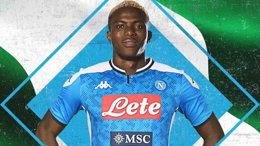 17 - Napoli - O Napoli investiu 73,5 milhões (cerca de 483 milhões). Uma das apostas foi o centroavante Victor Osimhen, que estava no rival Lille.