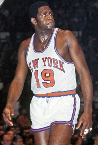 10 – New York Knicks (dois títulos): Apesar do longo período de “seca” e mesmo com todos os problemas na gestão atual, a equipe de New York está entre as maiores de todos os tempos. Além de ser, pelo quarto ano consecutivo, a franquia mais valiosa da NBA, o Knicks conquistou dois títulos, nas temporadas 1970 e 1973.