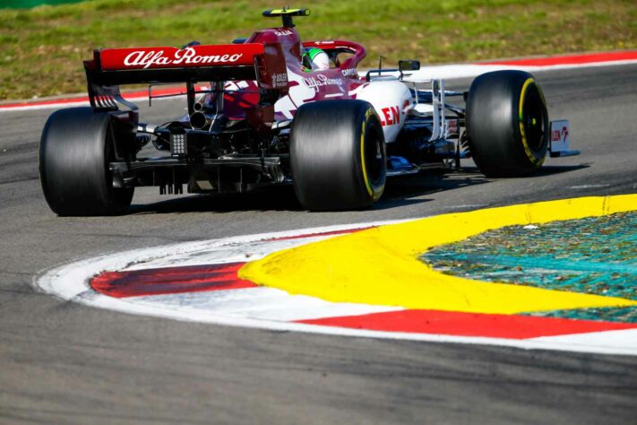 Antonio Giovinazzi voltou a somar pontos na Fórmula 1