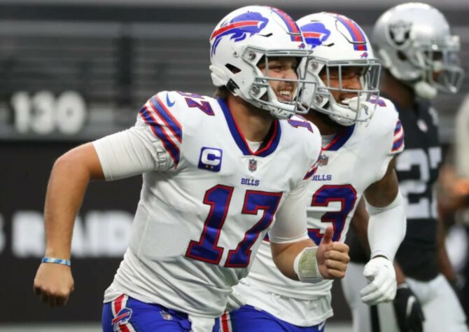 3º Josh Allen (Bills): É a surpresa da lista. Allen tem 12 touchdowns, 1326 jardas e lidera um invicto Buffalo.