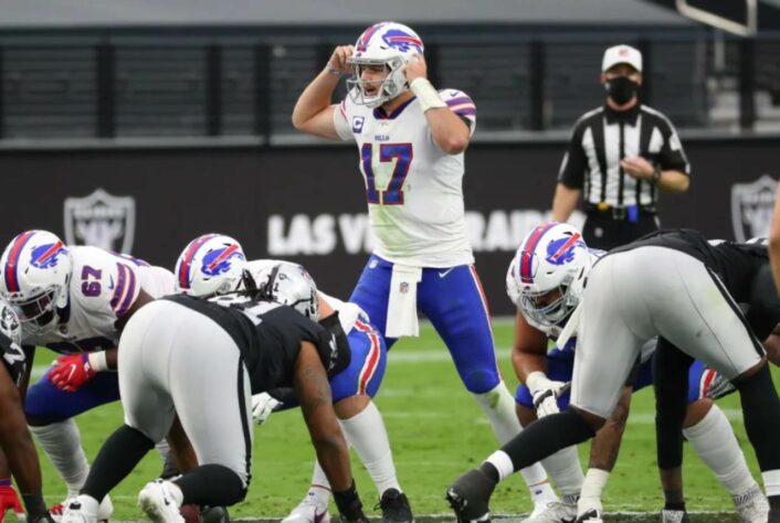 Josh Allen - Após ser desacreditado por boa parte dos analistas, o QB faz uma fantástica temporada, conduzindo uma das melhores campanhas dos Bills nos últimos 25 anos.