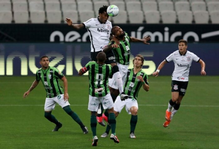 Sobe e Desce - América-MG: Sobe - Persistência: Coelho não desistiu da partida e não ficou preocupado em segurar o empate. Foi para cima do Corinthians e acabou saindo de Itaquera com a vitória. Desce / Falha nos passes: Equipe mineira errou muitos passes, o que deu chance do Corinthians levar perigo em algumas oportunidades.