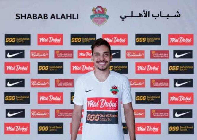 Carlos Eduardo - Meia brasileiro de 30 anos, ele já defendeu o Porto e o Nice, da França. Atualmente, está no Shabab Dubai, dos Emirados Árabes, onde tem contrato até junho de 2023. Seu valor de mercado é de 4,8 milhões de euros (cerca de 31 milhões de reais), segundo o Transfermarkt.