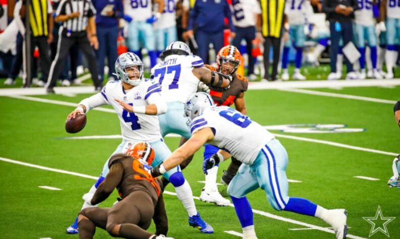 Dallas Cowboys até produz no ataque, mas a defesa é uma das piores de toda a NFL nestas quatro primeiras rodadas.