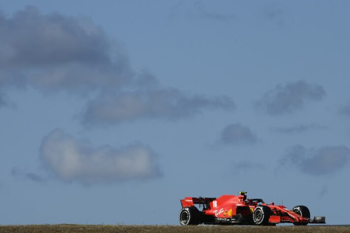 Charles Leclerc foi o quarto mais veloz do dia no circuito português