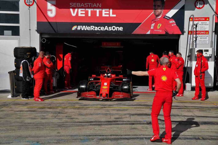 Sebastian Vettel não repetiu o desempenho do companheiro, foi apenas 11º
