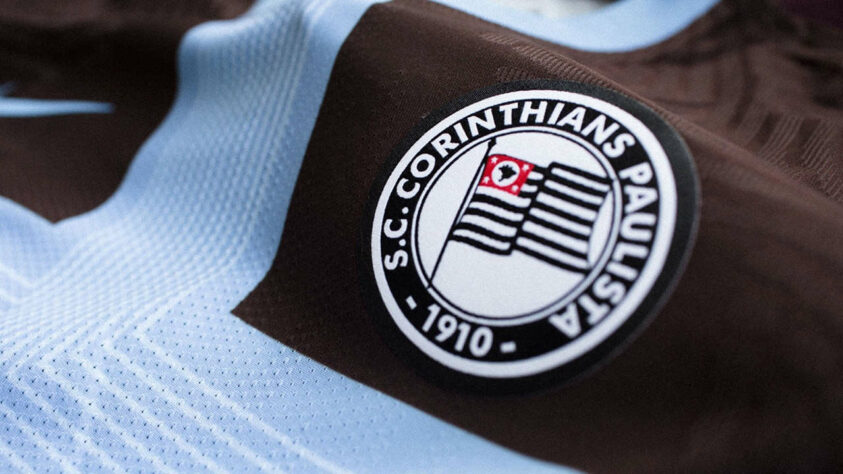 GALERIA: Veja imagens do novo uniforme 3 do Corinthians