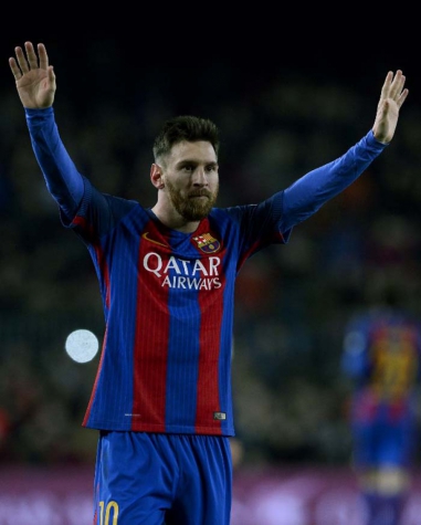 Lionel Messi: O craque argentino não viveu a melhor temporada de sua carreira, mesmo assim está na disputa. Em meio a polêmicas e quase saída, o camisa 10 do Barcelona marcou 31 gols e deu 27 assistências. Messi briga pelo sétimo título de melhor do mundo. 