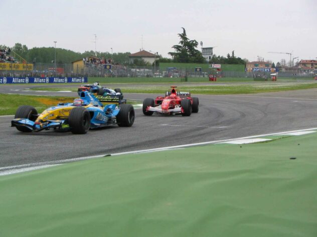 A Fórmula 1 estreou em Ímola em 1980, como GP da Itália. A partir do ano seguinte, virou GP de San Marino. E o circuito viveu grandes momentos desde então. Relembre alguns nesta galeria especial (Por Grande Prêmio)