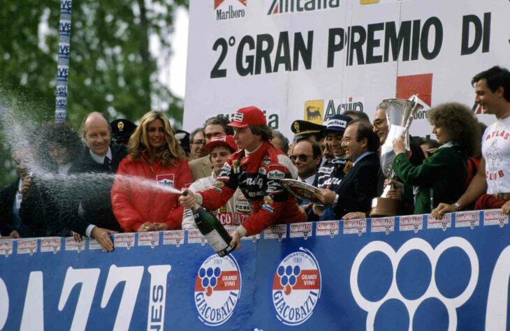 A Ferrari ordenou que os pilotos andassem em ritmo mais lento. Villeneuve entendeu que era para manter a posição. Ao ser passado, sentiu-se traído por Pironi. Foi a última corrida do canadense na F1, pois morreu na classificação para o GP da Bélgica dias depois