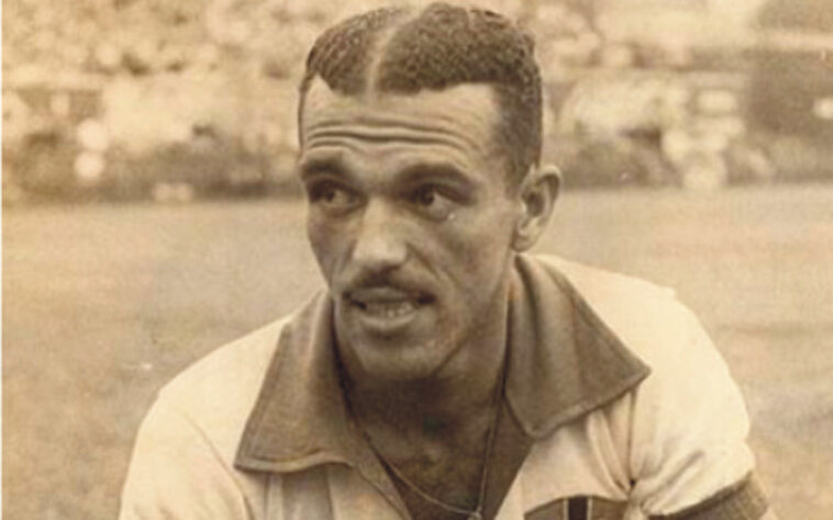 JAIR ROSA PINTO marcou 22 gols pela Seleção Brasileira. Nove deles foram no Sul-Americano de 1949. Ainda foi da equipe que disputou o Mundial de 1950.
