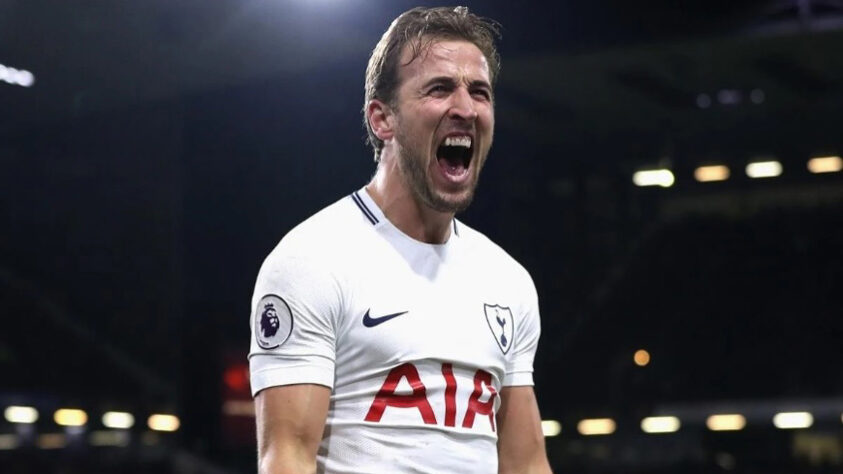 3 - O centroavante do Tottenham, de 27 anos, agita o mercado da bola com o desejo de mudar de ares. O valor de mercado de Harry Kane é de 120 milhões de euros (R$ 738 milhões). 