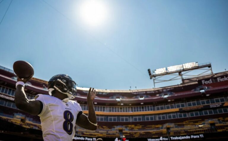 6º Lamar Jackson (Ravens): Não demonstrou ainda o mesmo nível do ano passado, quando foi MVP. Ainda assim é encantador vê-lo jogar.