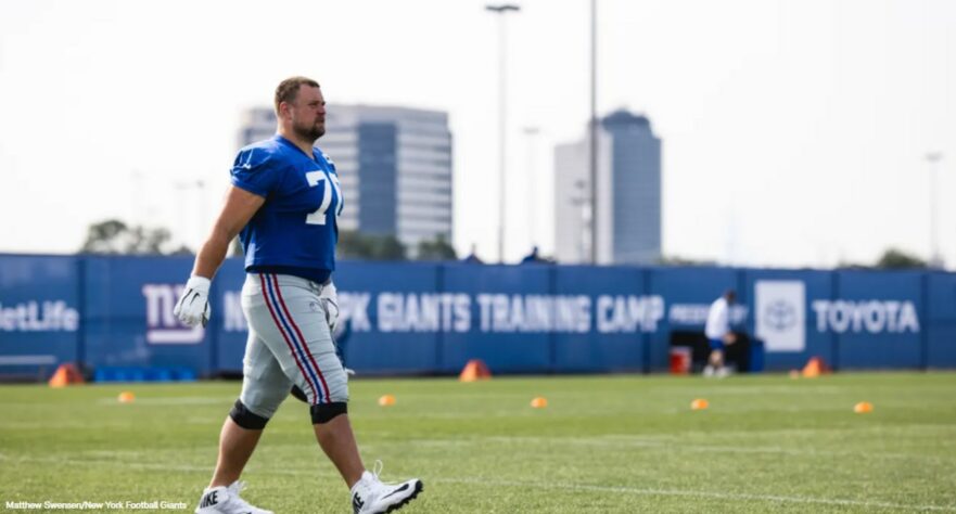 O guard Kevin Zeitler é uma moeda de troca do NY Giants, que vai reconstruir o time via Draft. 