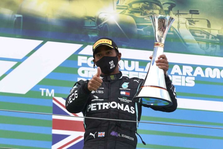 O britânico já conquistou seis títulos e está próximo de chegar ao sétimo. No GP de Eifel, em Nürburgring, ele chegou a 91 vitórias, igualando o recorde de Schumacher