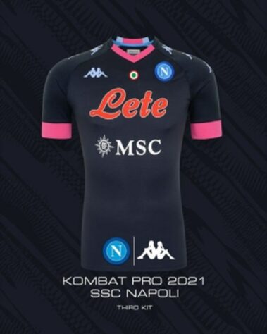 Patrocinado pela Kappa, o Napoli apostou em um tom de azul muito escuro, beirando o preto, como cor principal. Os outros detalhes do uniformes são em azul celeste e rosa.